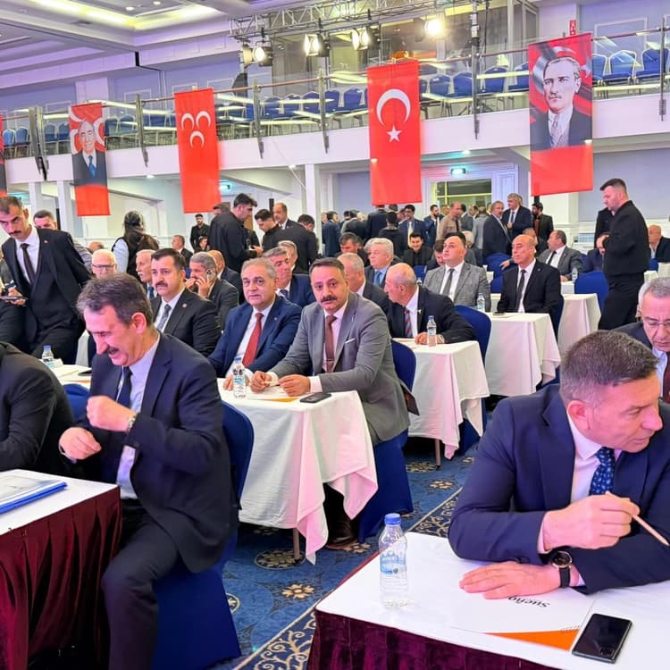 Antalya’da gerçekleştirilen Milliyetçi Hareket Partisi Belediye Başkanları İstişare ve Değerlendirme Toplantısı’na katılım sağladık.