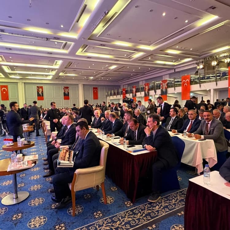 Antalya’da gerçekleştirilen Milliyetçi Hareket Partisi Belediye Başkanları İstişare ve Değerlendirme Toplantısı’na katılım sağladık.