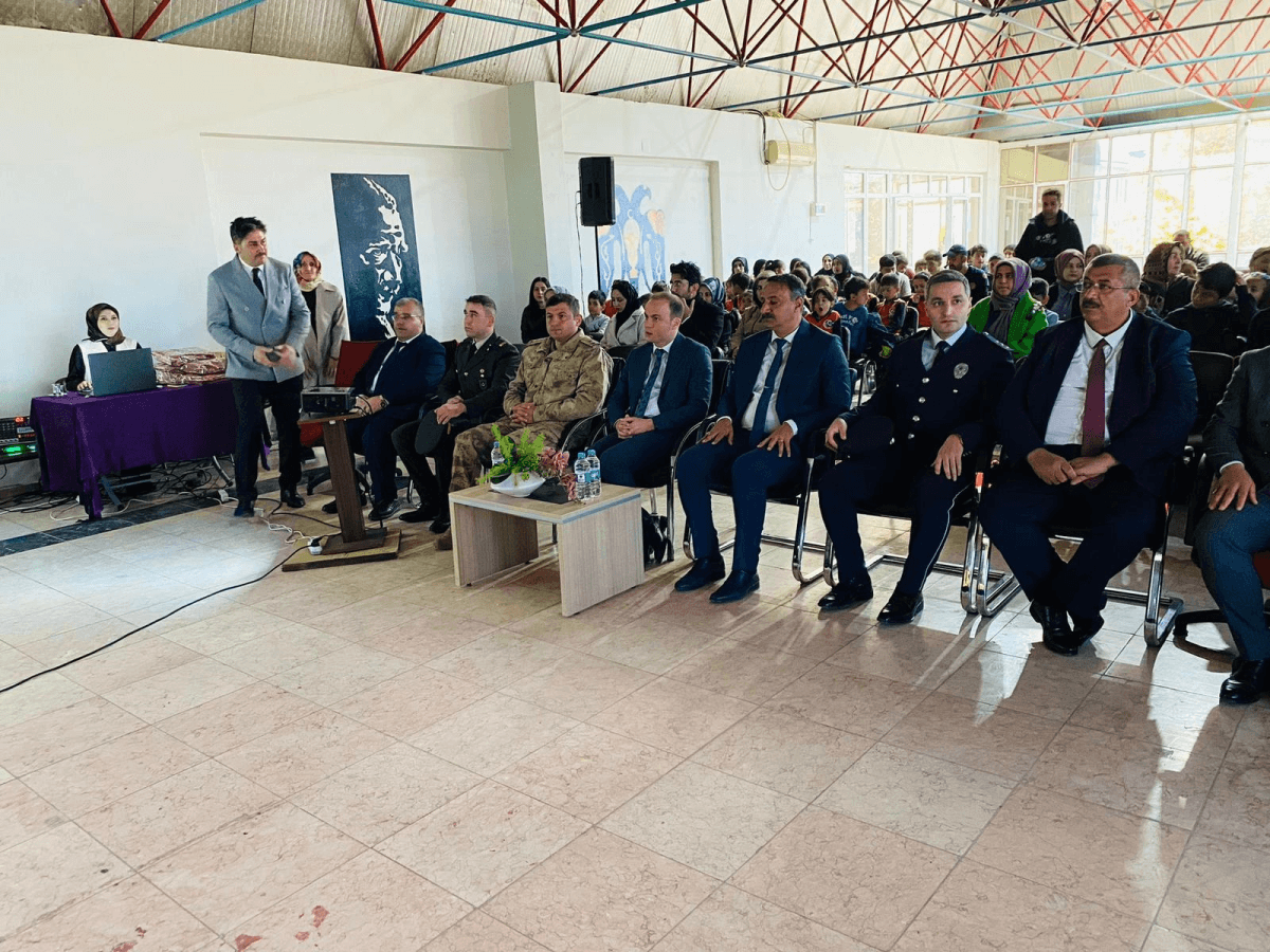 10 Kasım Anma Etkinlikleri Gazi Mustafa Kemal Atatürk’ün Vefatının 86. Yılına Özel Programla Kutlandı